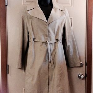 Via sprigs khaki trench coat xl